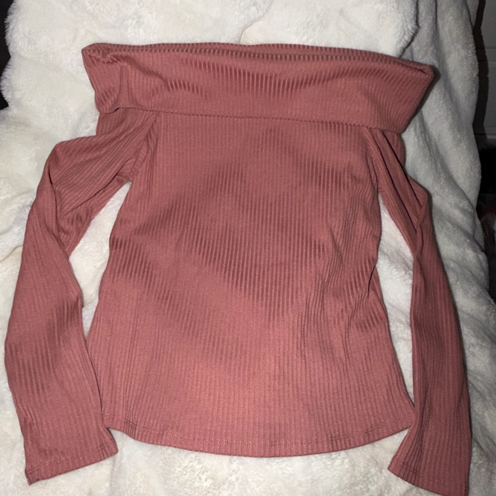 Size Small Shyanne Off-Shoulder Ribbed Top - Dusty Rose, In Perfect Condition!